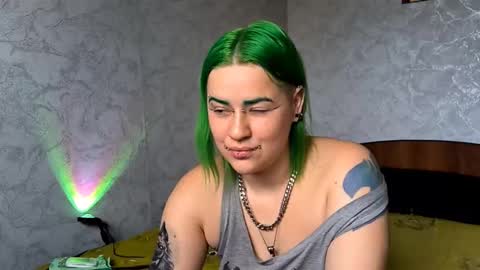 Snapshot of neonnectar_ chatting on 10.15.25 Ada online show from 10.15.25