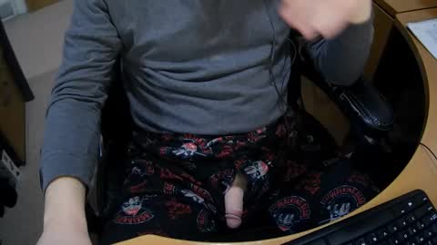 Snapshot of neotee3 chatting on 03.09.25 Neotee online show from 03.09.25