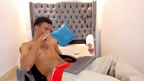 Nero online show from 12.04.25