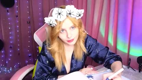 Snapshot of newdayo chatting on 10.25.25 newdayo online show from 10.25.25