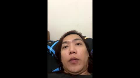 Snapshot of newest_star69 chatting on 01.04.25 Lucy Pearl online show from 01.04.25