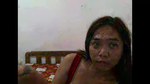 Snapshot of newest_star69 chatting on 01.20.25 Lucy Pearl online show from 01.20.25