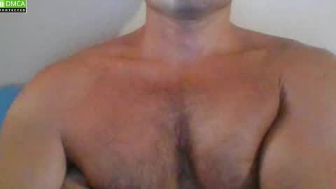 Snapshot of newtyguy90 chatting on 09.21.25 newtyguy90 online show from 09.21.25