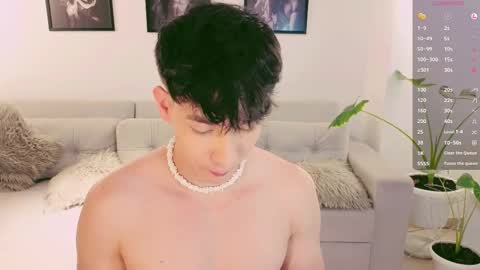 Snapshot of neythan__blaze chatting on 10.15.25 online show from 10.15.25