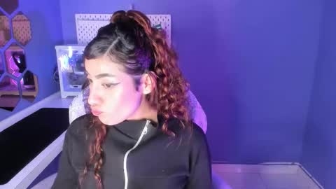 Snapshot of nezuko_16 chatting on 09.13.25 nezuko 16 online show from 09.13.25