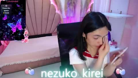 Snapshot of nezuko_kirei chatting on 11.26.25 Nezu online show from 11.26.25