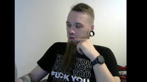 Snapshot of nezvers chatting on 03.05.25 YouPick online show from 03.05.25