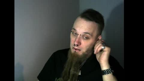 Snapshot of nezvers chatting on 03.08.25 YouPick online show from 03.08.25