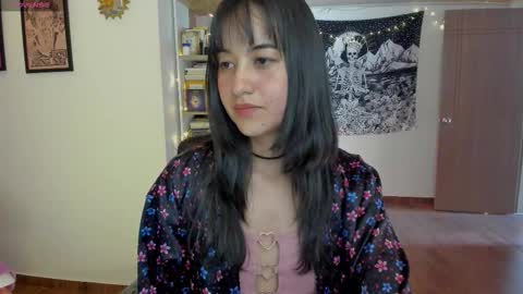 Snapshot of nia_blaze chatting on 09.24.25 Nia online show from 09.24.25