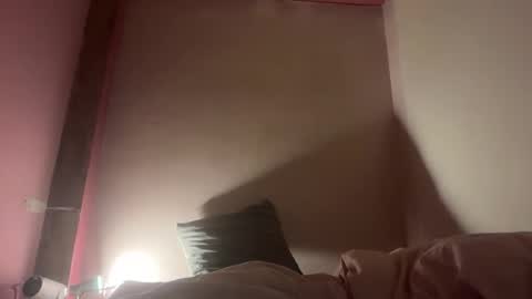 Niamdelnero online show from 11.16.25