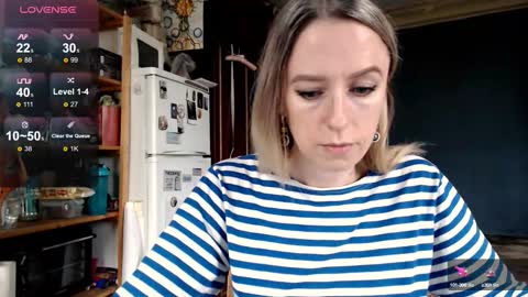 Snapshot of nicekat chatting on 10.04.25 Kathrine online show from 10.04.25