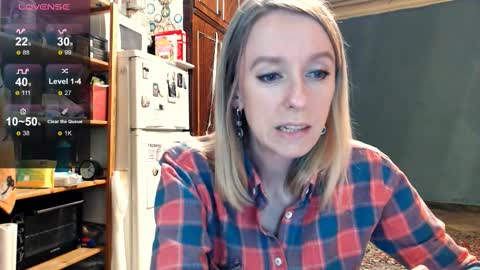 Snapshot of nicekat chatting on 10.19.25 Kathrine online show from 10.19.25