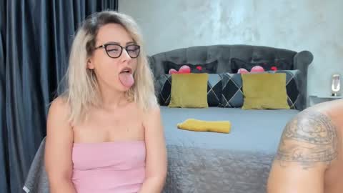 Sophie online show from 02.14.25