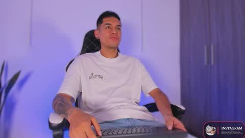 Nicky  online show from 10.20.25