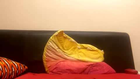 Snapshot of nico181969 chatting on 01.10.25 Nico online show from 01.10.25