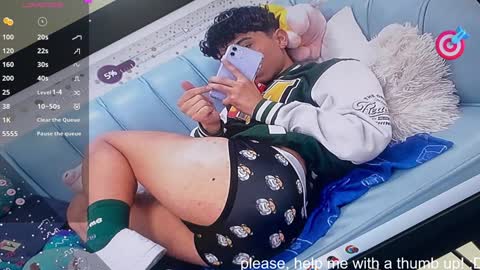 Snapshot of nico_cruz chatting on 12.03.24 nico online show from 12.03.24