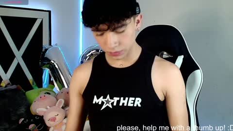 Snapshot of nico_cruz chatting on 12.14.24 nico online show from 12.14.24