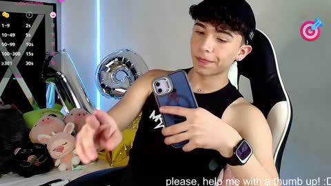 Snapshot of nico_cruz chatting on 12.14.24 nico online show from 12.14.24