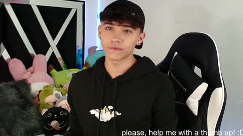 Snapshot of nico_cruz chatting on 12.31.24 nico online show from 12.31.24