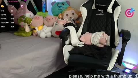 Snapshot of nico_cruz chatting on 01.09.25 nico online show from 01.09.25