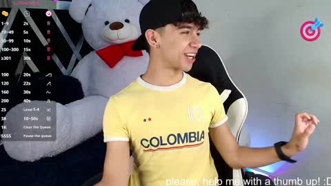 Snapshot of nico_cruz chatting on 02.06.25 nico online show from 02.06.25