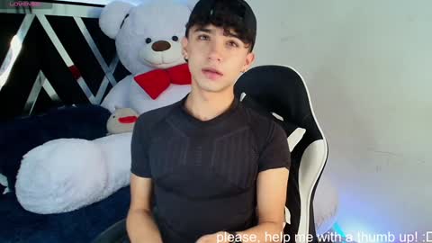 Snapshot of nico_cruz chatting on 02.07.25 nico online show from 02.07.25