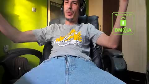 L. Nicolas online show from 11.17.25