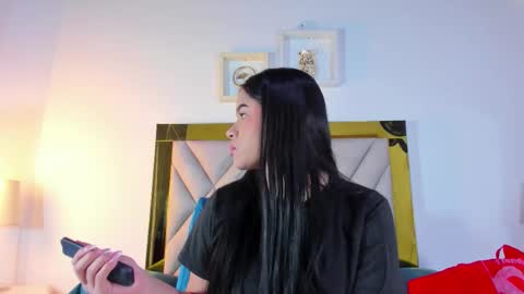 nicole_grace0 online show from 10.02.25