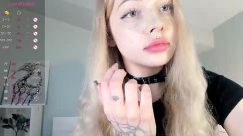 Mary online show from 02.15.25