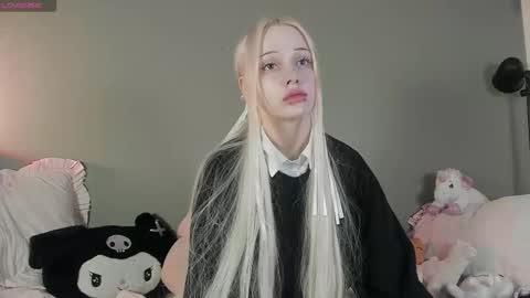 Mary online show from 11.24.25