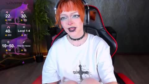 Snapshot of nicolefloret chatting on 10.02.25 Nicole online show from 10.02.25