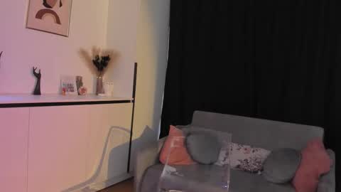 Snapshot of nicoleirisxxx chatting on 09.26.25 nicoleirisxxx online show from 09.26.25