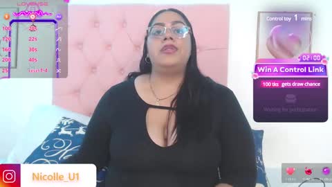 Snapshot of nicolle1u chatting on 01.08.25 Nicolle u online show from 01.08.25