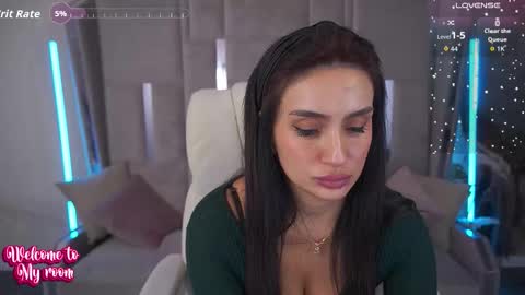 Nicole online show from 11.12.25