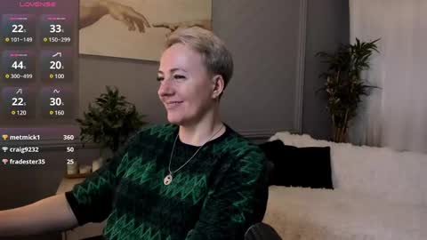 Snapshot of nika_smit chatting on 03.02.25 Nika online show from 03.02.25