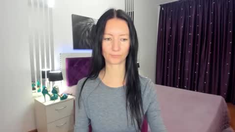 NikaLewis online show from 03.10.25