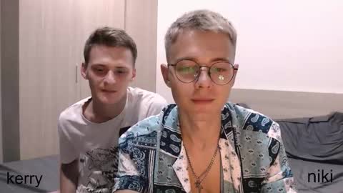 Snapshot of nikikerry_cum_ chatting on 10.06.25 nikikerry_cum_ online show from 10.06.25