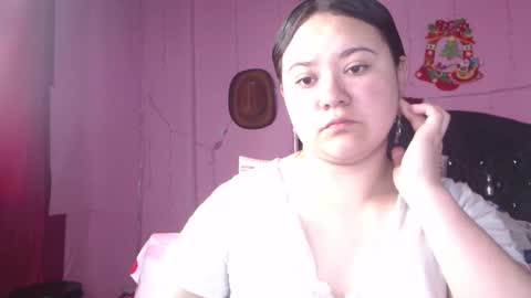 Snapshot of nikkirous_ chatting on 02.18.25 Nikkirous online show from 02.18.25
