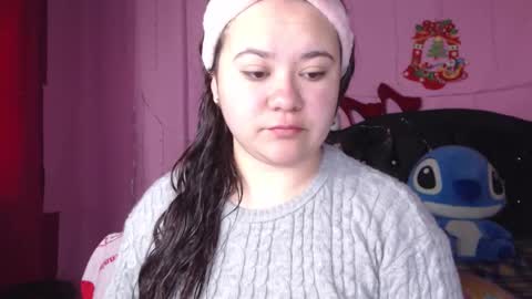 Snapshot of nikkirous_ chatting on 02.26.25 Nikkirous online show from 02.26.25
