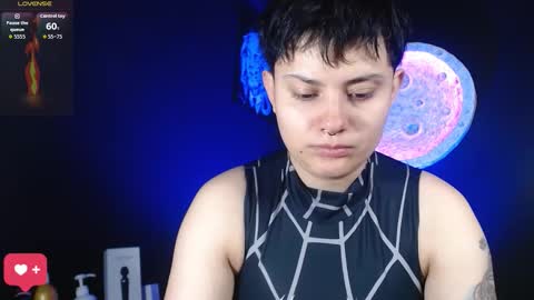 Snapshot of nikky_tomboy444 chatting on 09.30.25 Nikky online show from 09.30.25