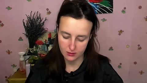 Nikolleta online show from 11.04.25