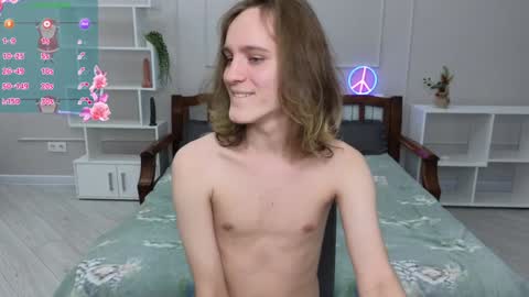 Snapshot of nikompell chatting on 12.26.24 niko online show from 12.26.24