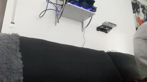 niksdick2121 online show from 11.17.25