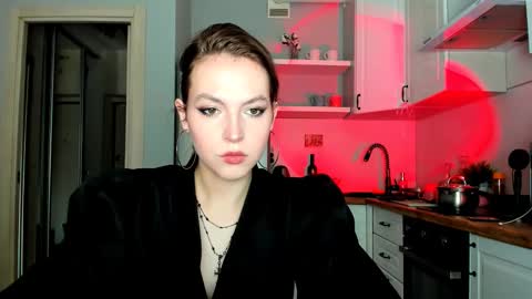 Snapshot of niky_jess chatting on 02.24.25 Veronica online show from 02.24.25