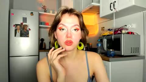 Snapshot of niky_jess chatting on 03.03.25 Veronica online show from 03.03.25