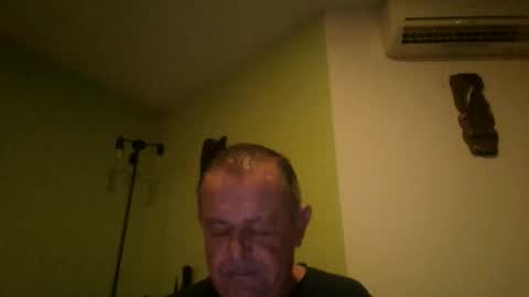 Snapshot of nikyo419 chatting on 10.14.25 nikyo419 online show from 10.14.25