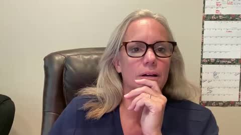 Snapshot of ninanite chatting on 09.23.25 ninanite online show from 09.23.25