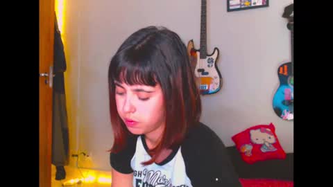 ninapellegrini17 online show from 10.13.25