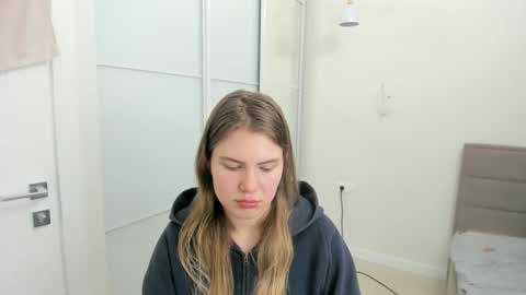 ninarihh online show from 02.28.25