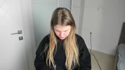 ninarihh online show from 03.07.25